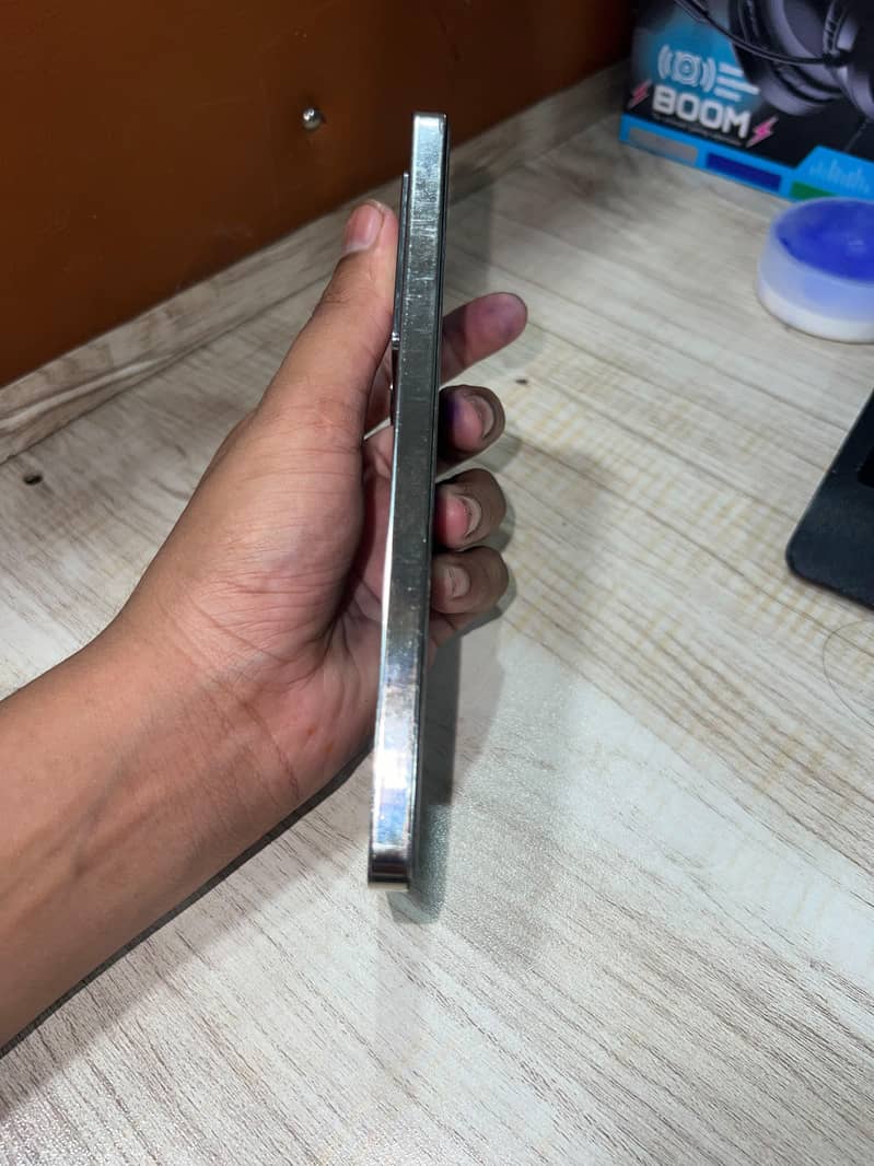 Infinix Note 40 8