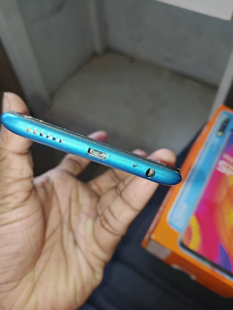 Tecno Spark 4 4