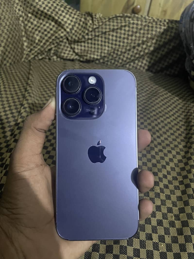 Apple iPhone 14 Pro 1