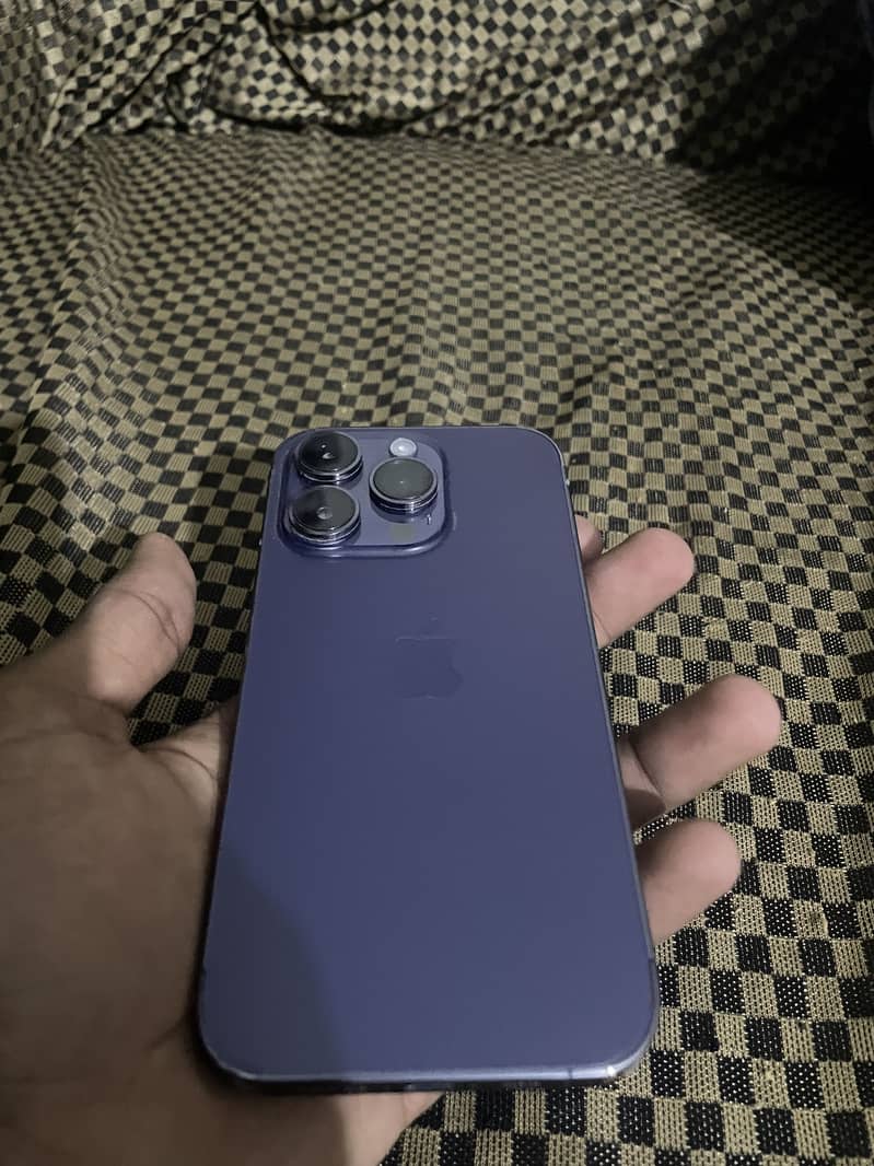 Apple iPhone 14 Pro 2