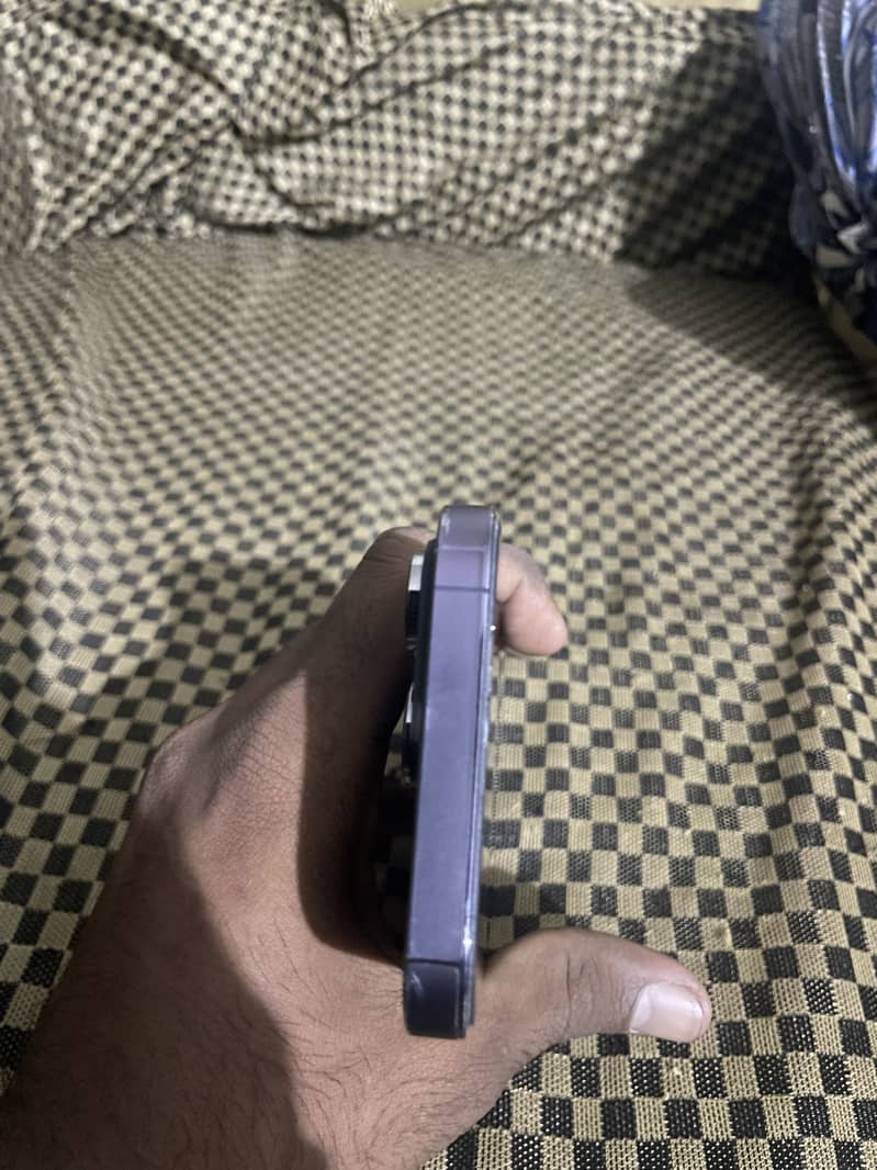 Apple iPhone 14 Pro 5