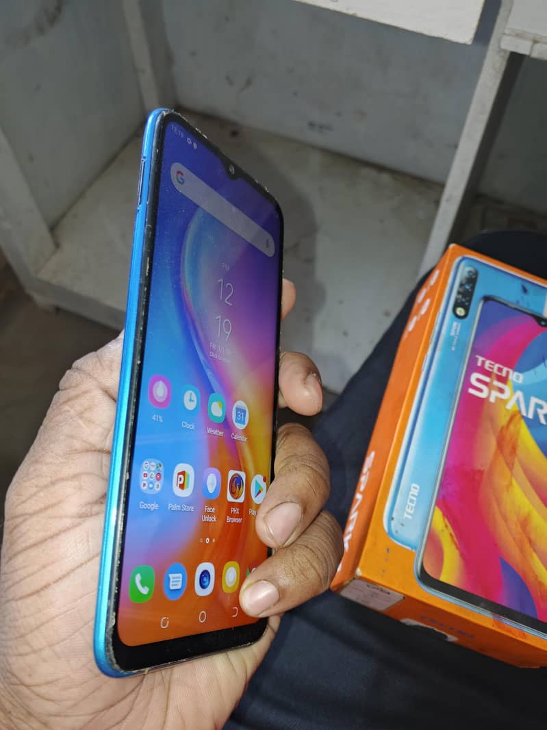 Tecno Spark 4 10