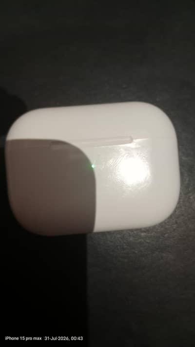 apple airbuds for sale in good condition brand new original