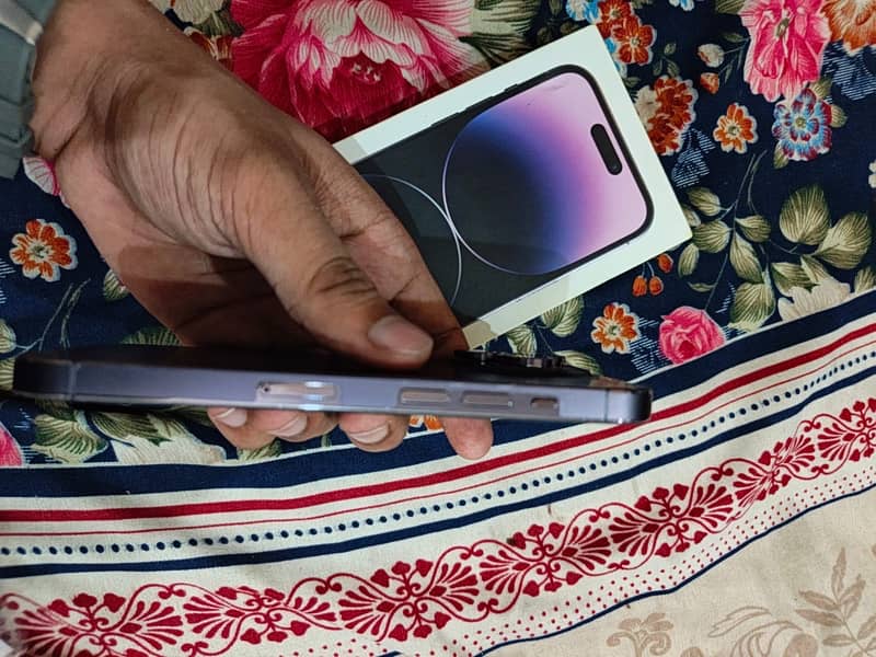 Apple iPhone 14 Pro 6