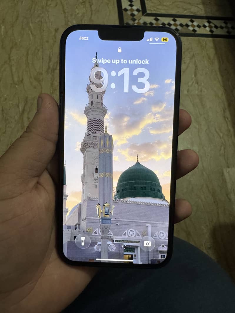 Apple iPhone 14 4