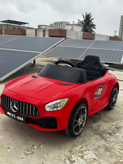 Selling kids electric car