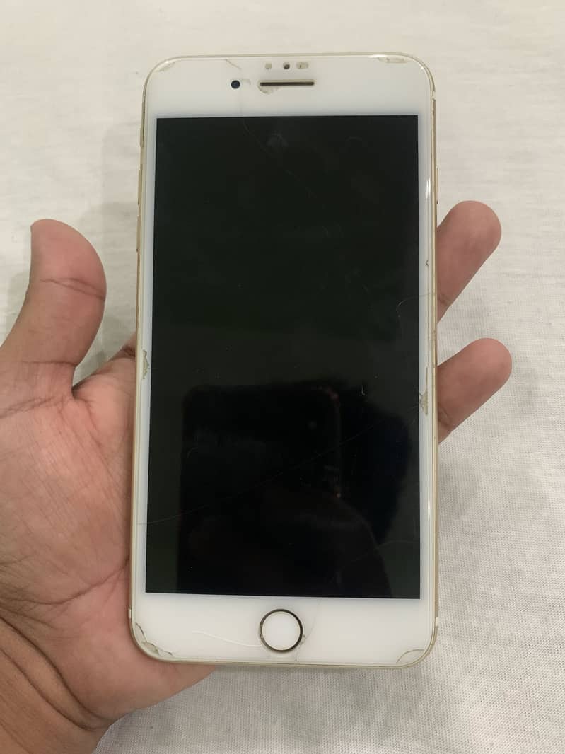 Apple iPhone 7 Plus 6