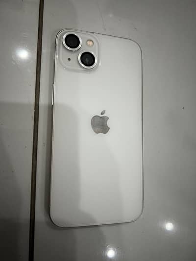 Apple iPhone 13
