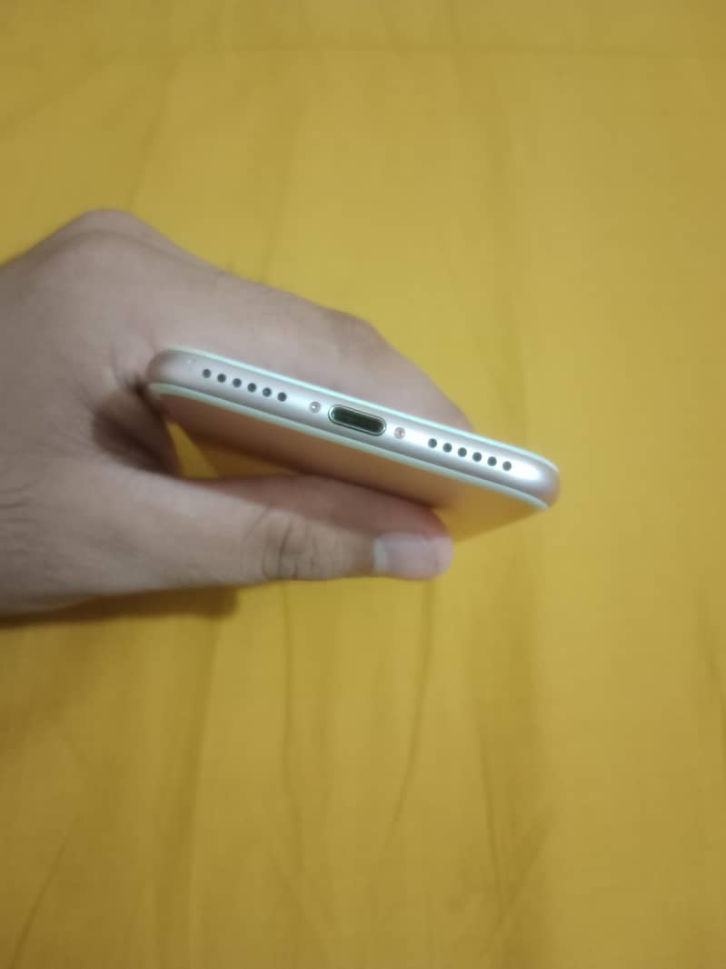 Apple iPhone 7 5
