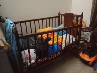 baby cot for sale condition 10/10