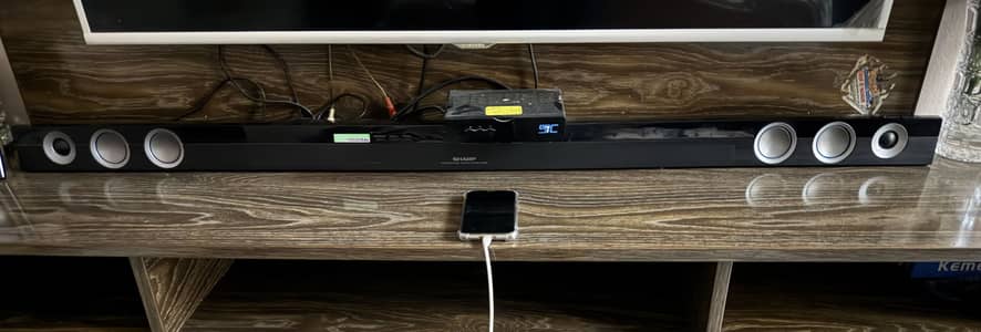Sharp soundbar