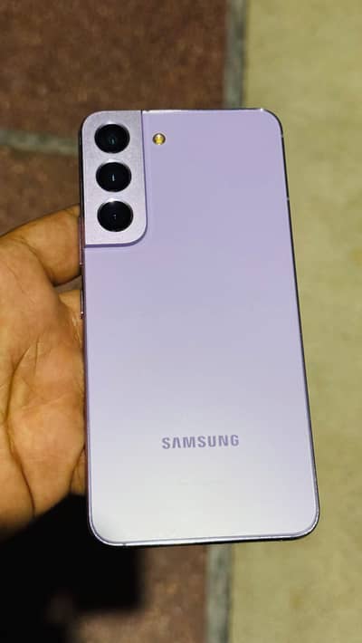 Samsung Mobile S22