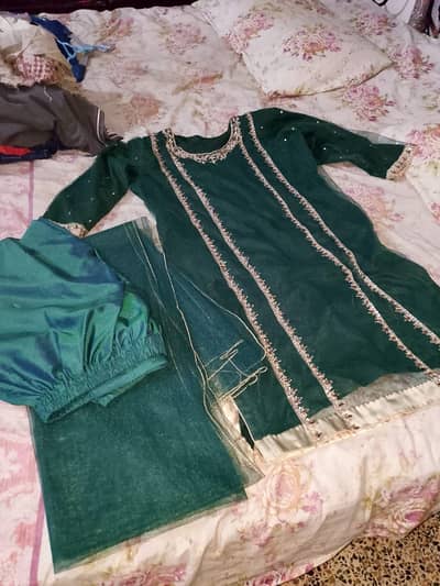 cloths accessories