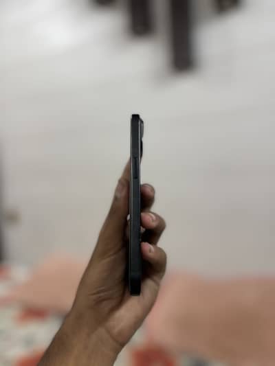 Apple iPhone 15