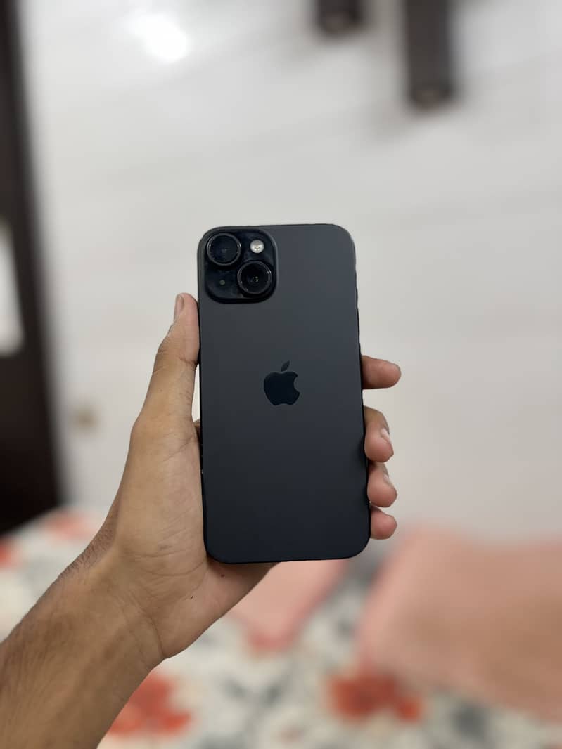 Apple iPhone 15 4