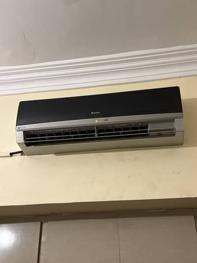 GREE G10 Inverter Split AC 1.5 Ton