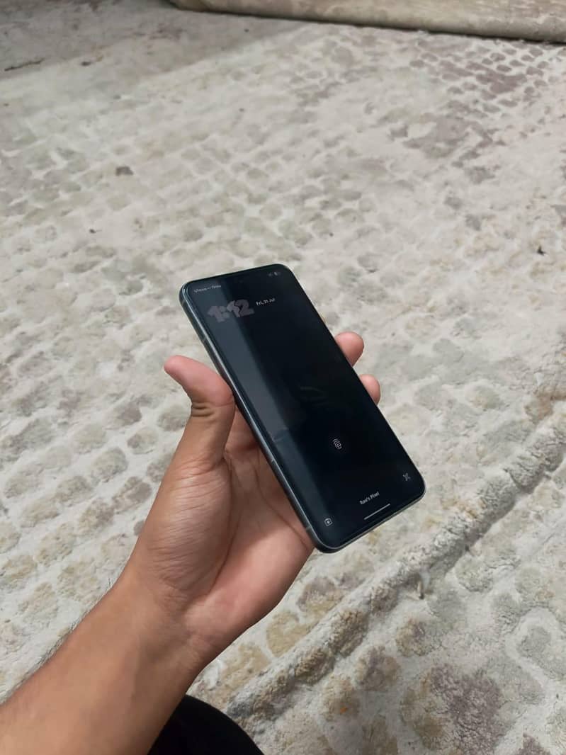 Google Pixel 8 5
