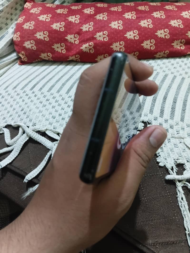 Google Pixel 6a 5