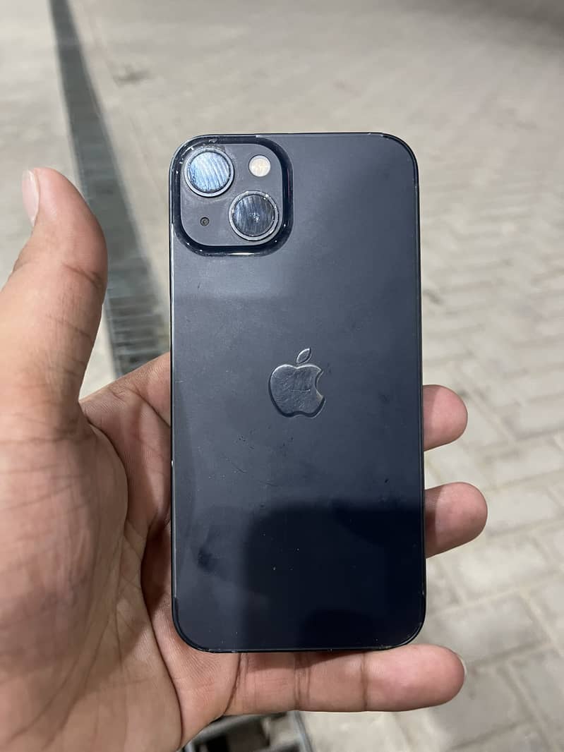 Apple iPhone 13 0