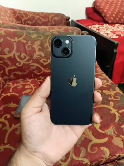 Apple iPhone 13 water pack.