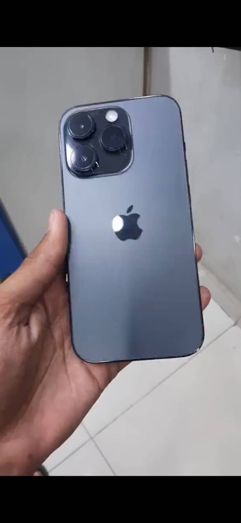 Apple iPhone 14 Pro 1