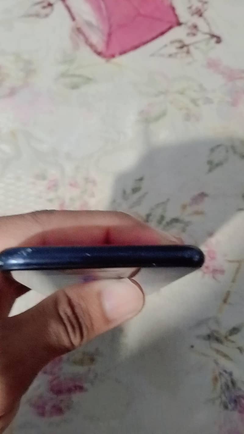Apple iPhone SE 3