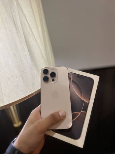 Apple iPhone 16 Pro jv