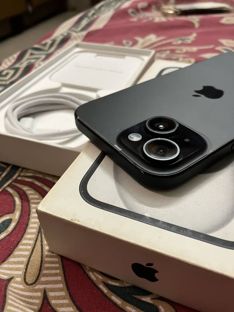 Apple iPhone 15 0