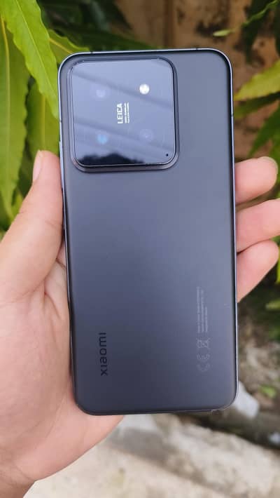 Xiaomi Mi 14