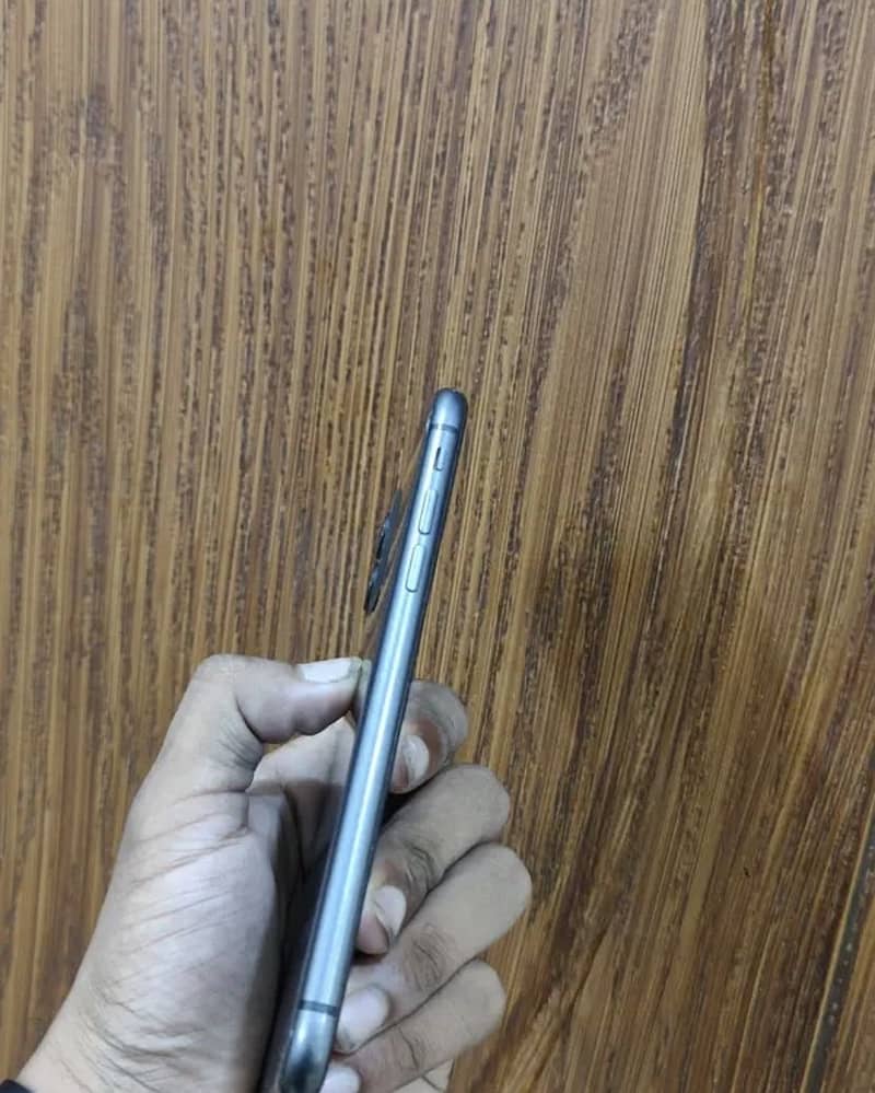 Apple iPhone 11 2