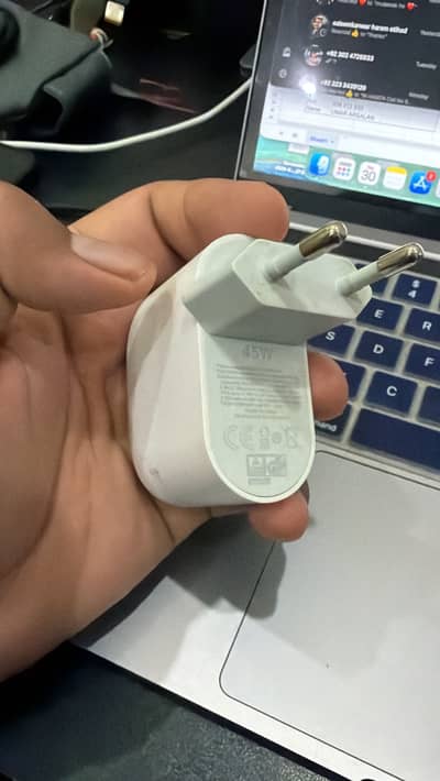 Google 45w adaptor usb c type