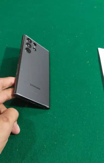 Samsung Mobile S22 Ultra neat 512 gb no issue