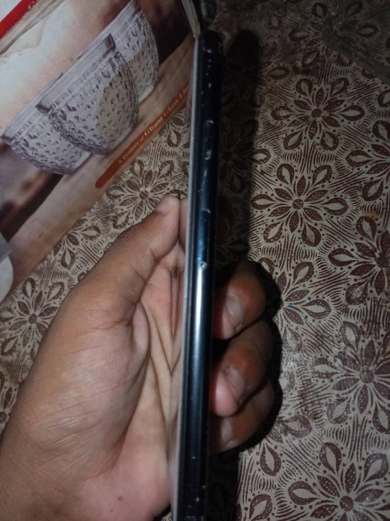 Apple iPhone 7 3