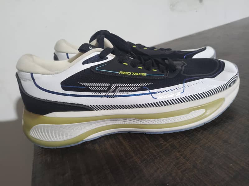 Shoes 19