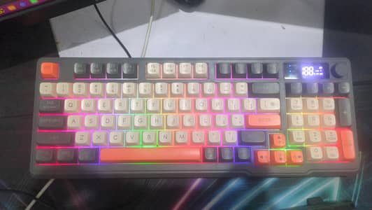 Gaming keyboard With screen and sound control