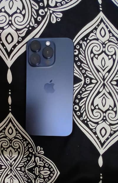 IPHONE 15 PRO NON PTA ALMOST NEW