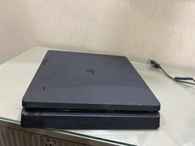 Ps4 10/9 condition with reasonable price message