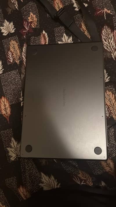 Apple MacBook Pro 16" M5 Max | 36GB RAM | 2TB SSD | Box Pack |
