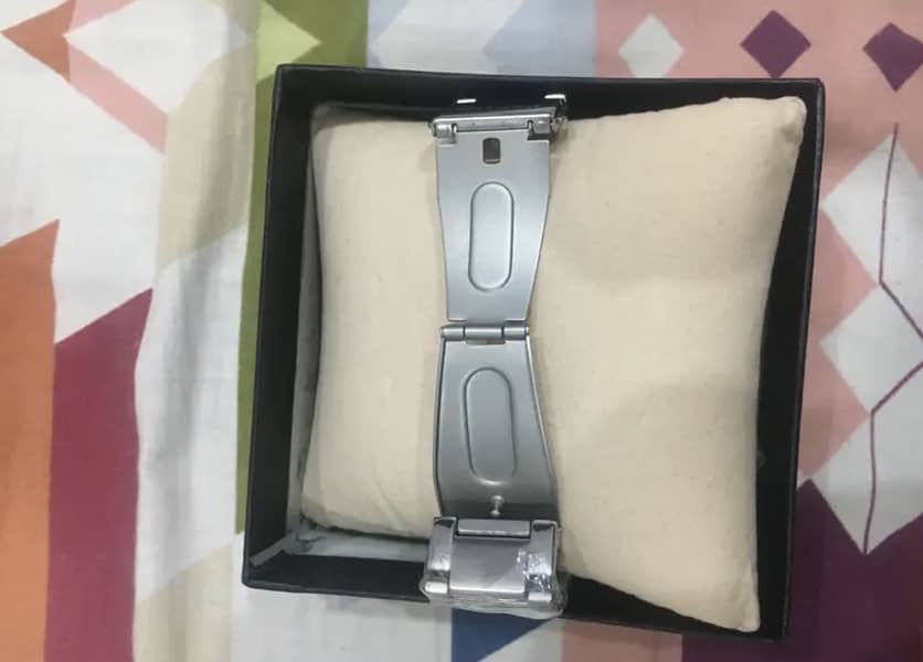 Watch 3