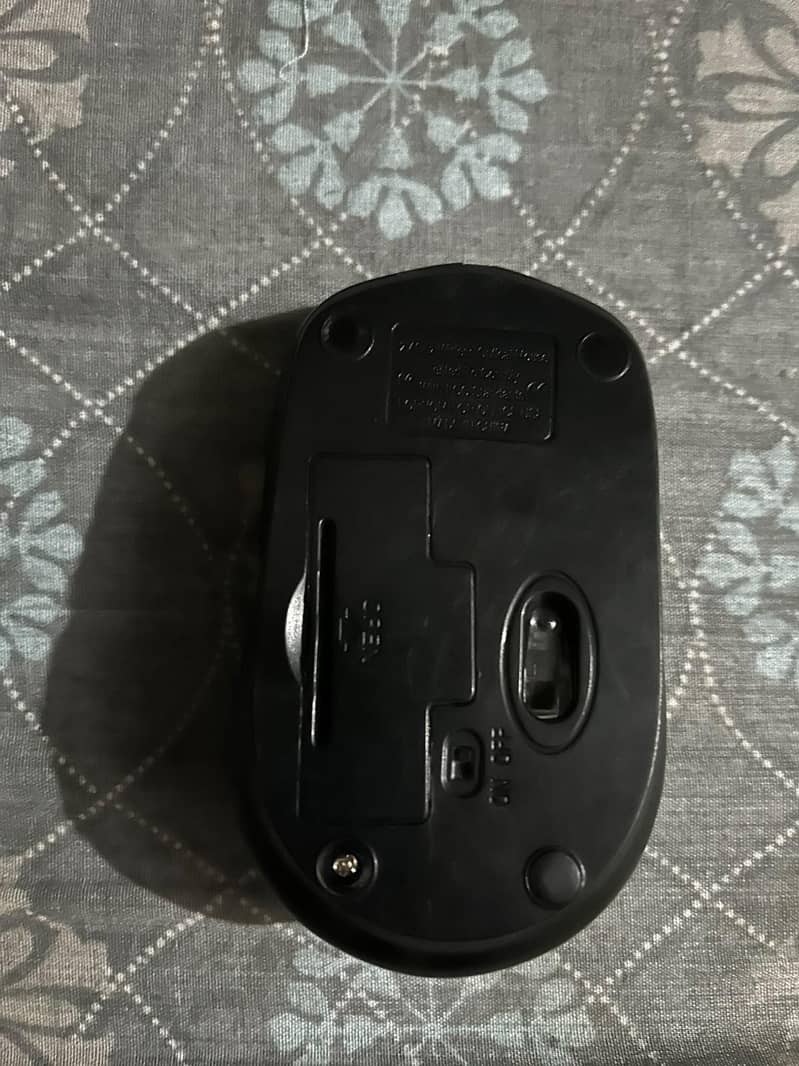 WIRELESS MOUSE 1