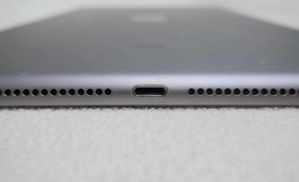 Ipad 6th generation 4