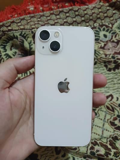 Apple iPhone 13