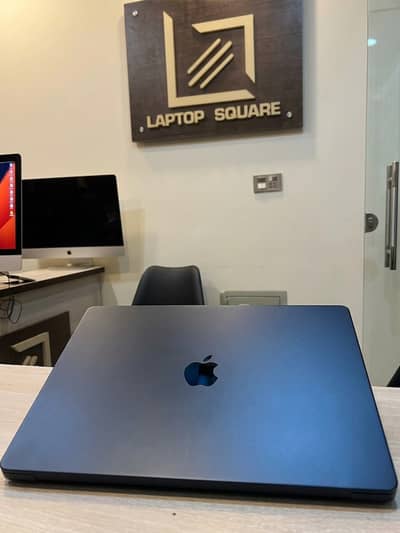 Apple MacBook M4 pro 2024 16 inch 24GB RAM 512GB SSD Midnight
