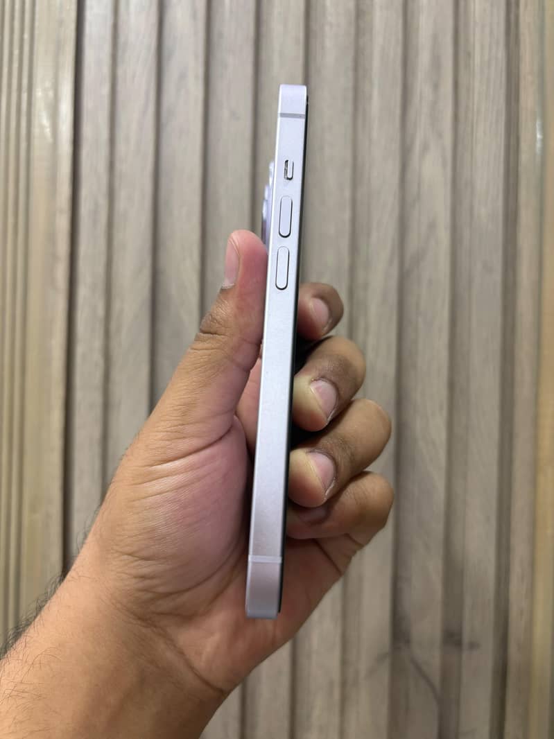 iPhone 14 5