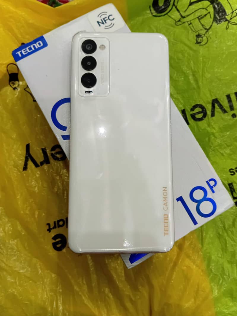 Tecno Camon 18P 1