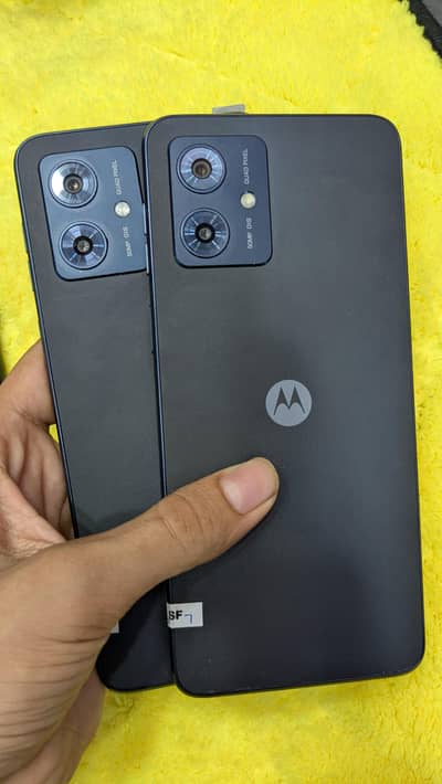 Motorola G 54