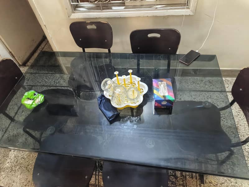 Good Condition dining table 2