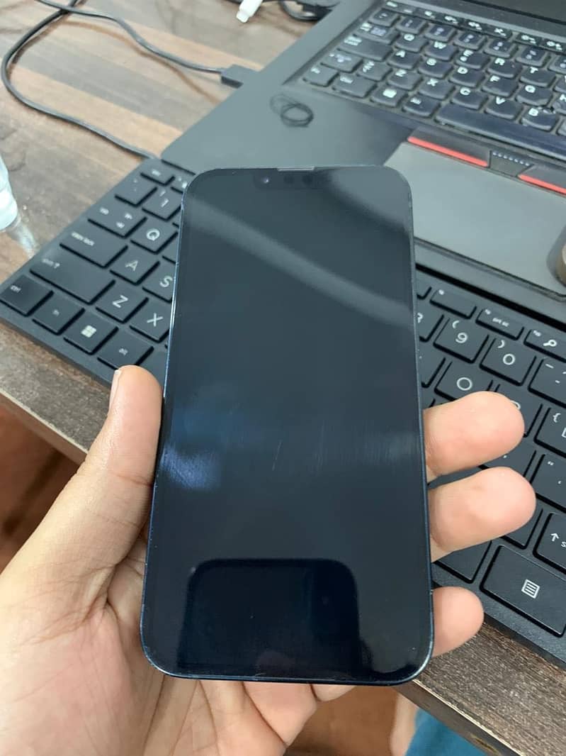 Apple iPhone 14 2