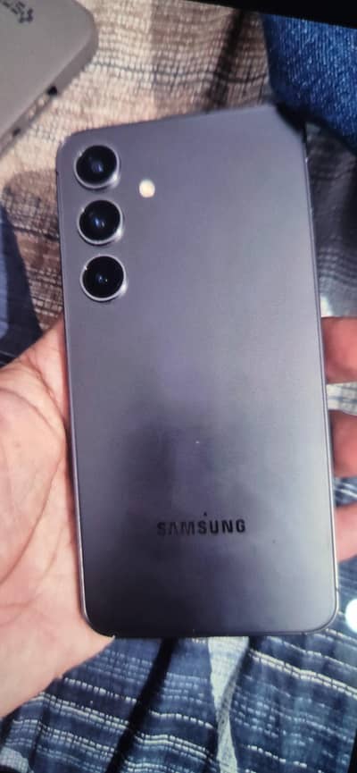 Samsung Mobile S24