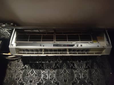 G10 Inverter Gree AC 2 ton